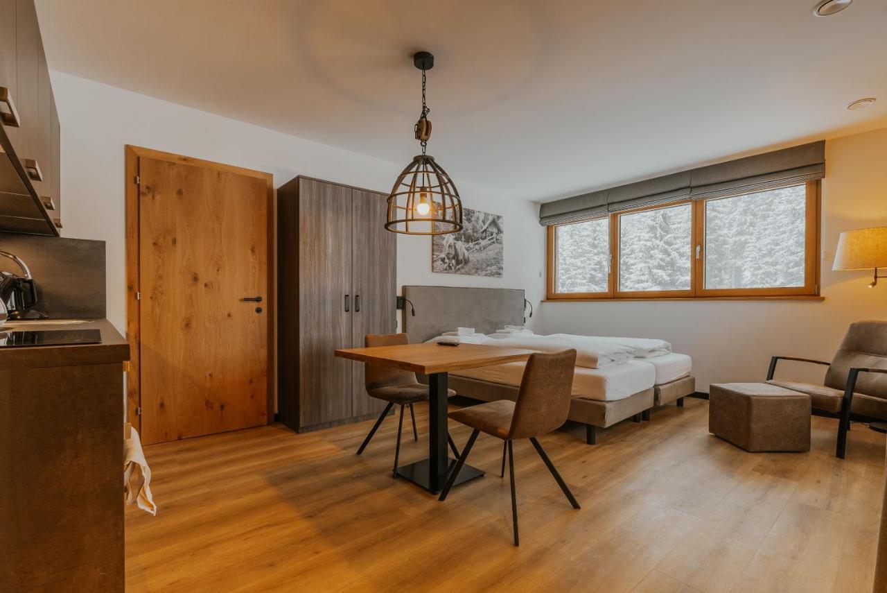 Apartment Typ C Im Alpin Resort Mo Gargellen Exterior foto